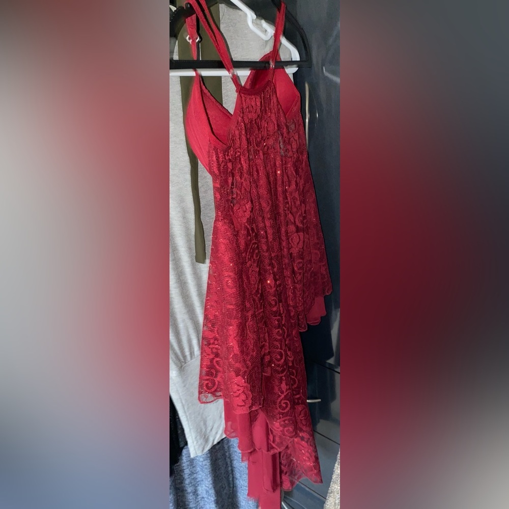 Lingerie - Picture 2 of 3